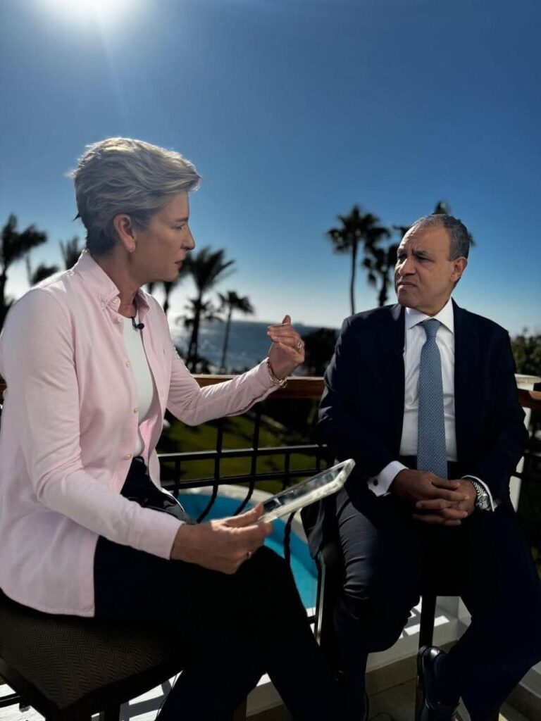 fb_img_17606034359112243315171906286050-768x1024 بيان صادر عن وزارة الخارجية والهجرة وشئون المصريين بالخارج: