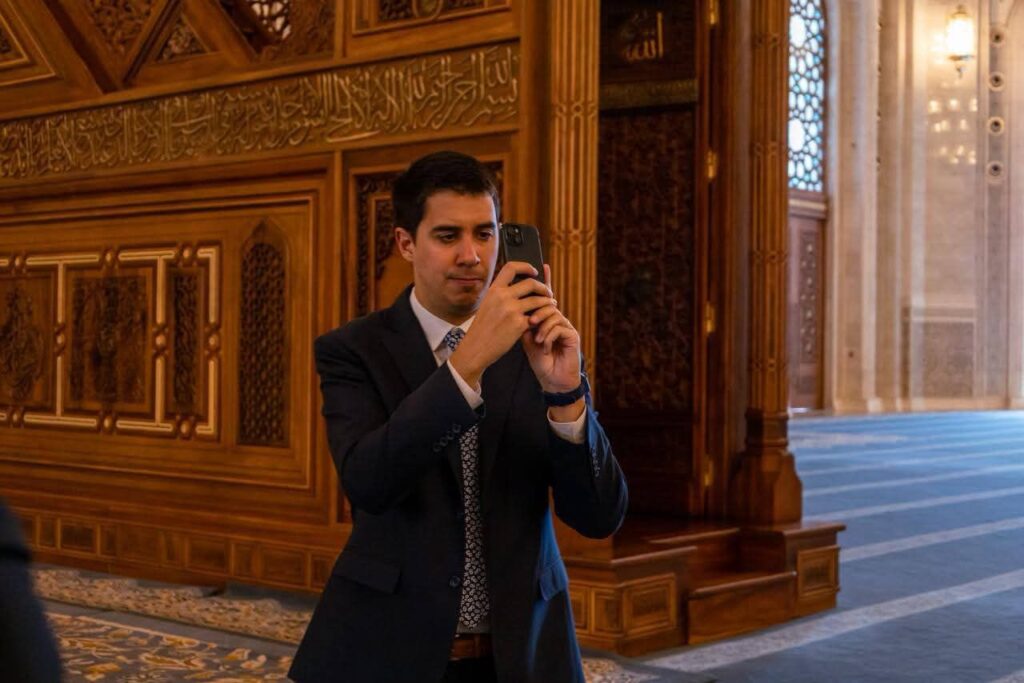 fb_img_17606069605813063606663358392063-1024x683 في إطار زيارته الرسمية الأولى لمصر..