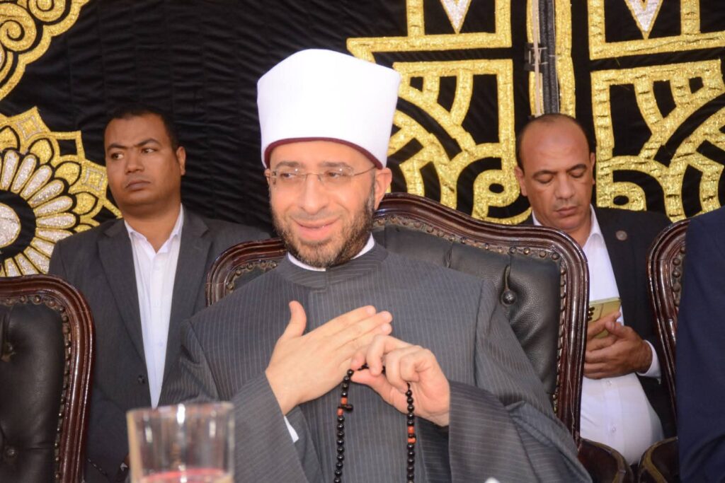 fb_img_17606294649774075940952753406786-1024x683 وزير الأوقاف يشارك في الاحتفال بالمولد الأحمدي ويلتقي محافظ الغربية