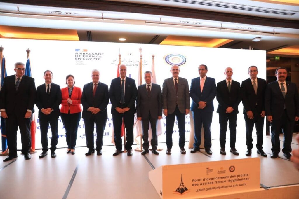 fb_img_17607149693999068059110278570886-1024x682 وزير التعليم العالي يشهد ختام فعاليات الملتقى المصري الفرنسي للتعاون العلمي والجامعي بحضور السفير الفرنسي