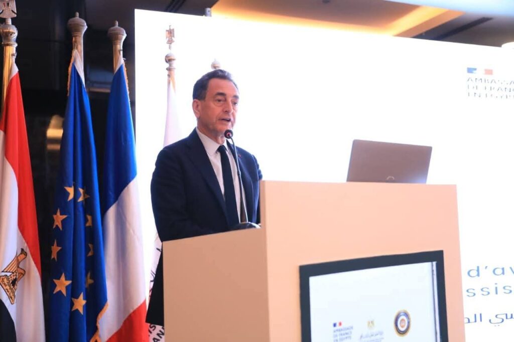 fb_img_17607149809352829643352564756228-1024x682 وزير التعليم العالي يشهد ختام فعاليات الملتقى المصري الفرنسي للتعاون العلمي والجامعي بحضور السفير الفرنسي