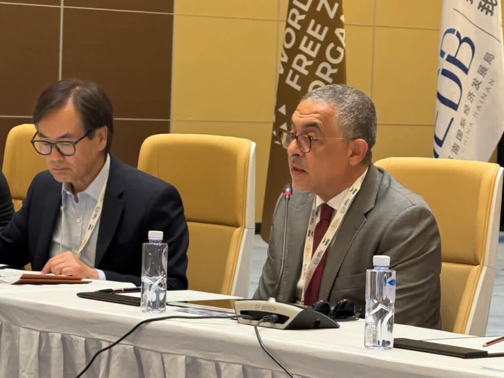 fb_img_17608612217845396012065110129605-1024x768 خلال مشاركته في الدورة الـ11 من المؤتمر العالمي للمنظمة العالمية للمناطق الحرة:• الرئيس التنفيذي للهيئة العامة للاستثمار والمناطق الحرة يدعو للتوسع في عقد الشراكات بين المناطق الحرة حول العالم