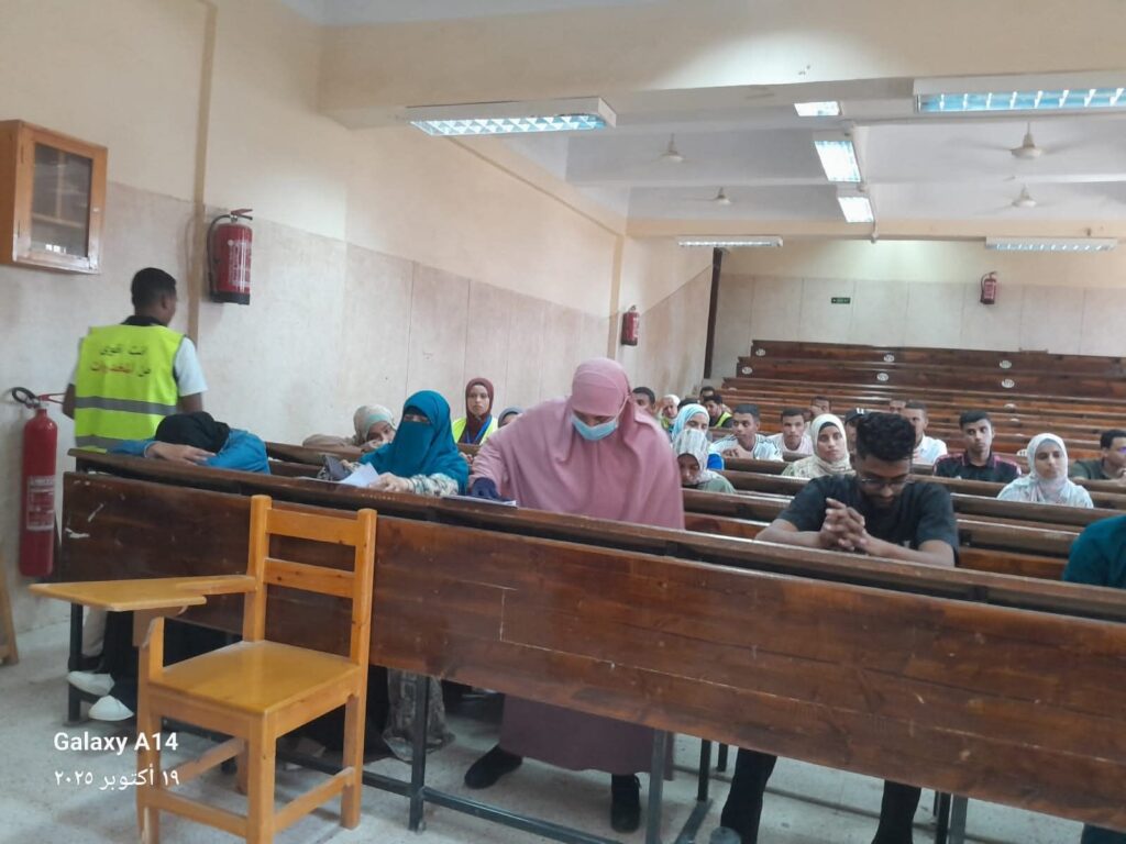 fb_img_17608843265347352933922423332574-1024x768 جامعة قنا تواصل ندواتها عن  مكافحة الادمان والتعاطي بكلية التمريض