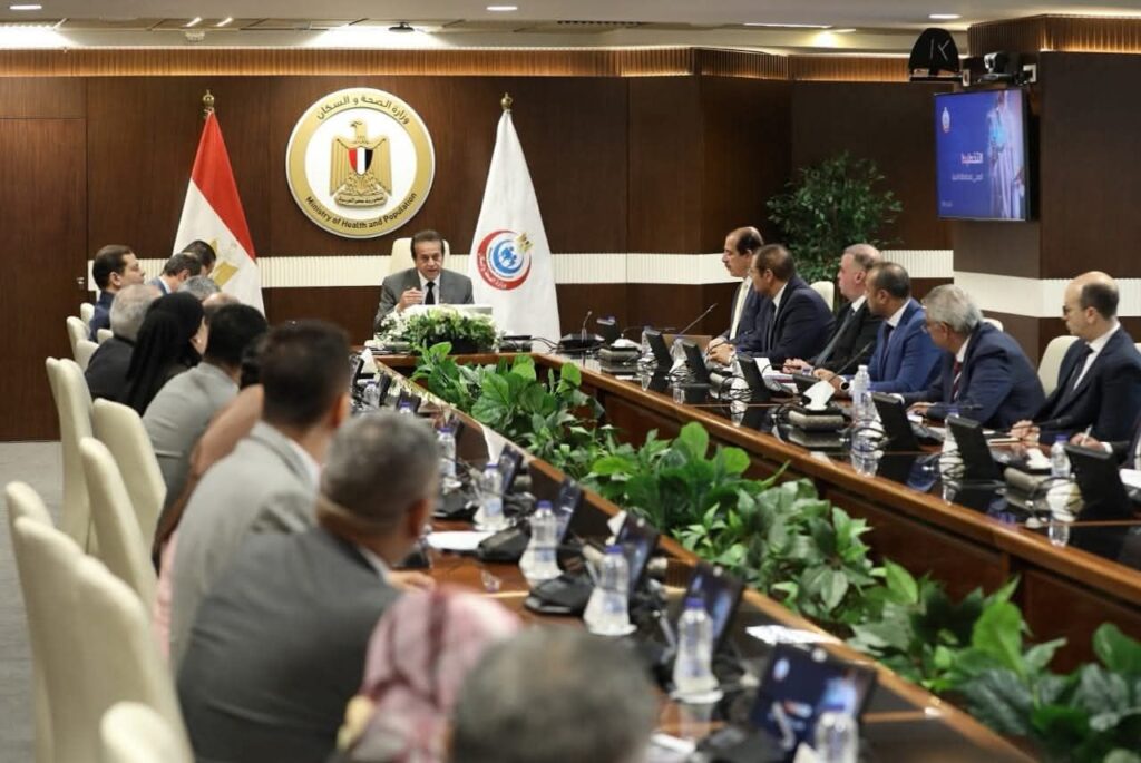 fb_img_17609419328376123780704044331937-1024x685 نائب رئيس مجلس الوزراء وزير الصحة يترأس الاجتماع الدوري لـ«تنسيقية منظومة التأمين الصحي الشامل»