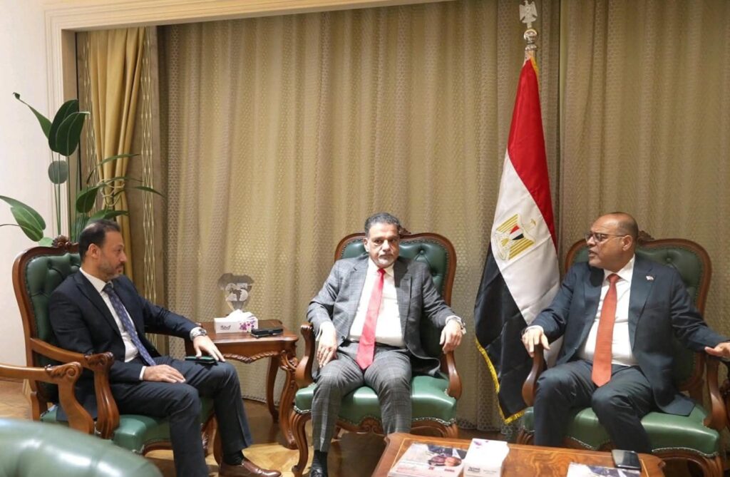 fb_img_17609578633171769185893707965328-1024x669 وزير العمل يبحث مع النائب الأول لرئيس غرفة تجارة وصناعة قطر تعزيز التعاون ومتابعة نتائج زيارة الدوحة الأخيرة