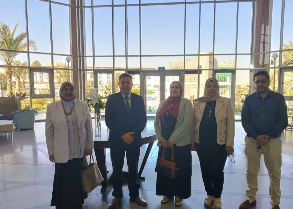 fb_img_17610593353202940507619096173134-1024x732 نائب رئيس جامعة الأزهر لفرع البنات يشيد بجهود القوات المسلحة المصرية في غرس قيم الولاء والانتماء