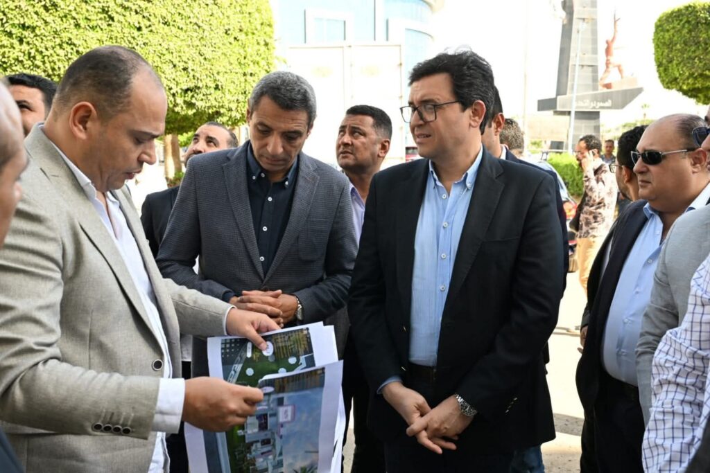 fb_img_17610615821183807552550049689512-1024x683 وزير الثقافة ومحافظ السويس يتفقدان أعمال تطوير قصر ثقافة السويس