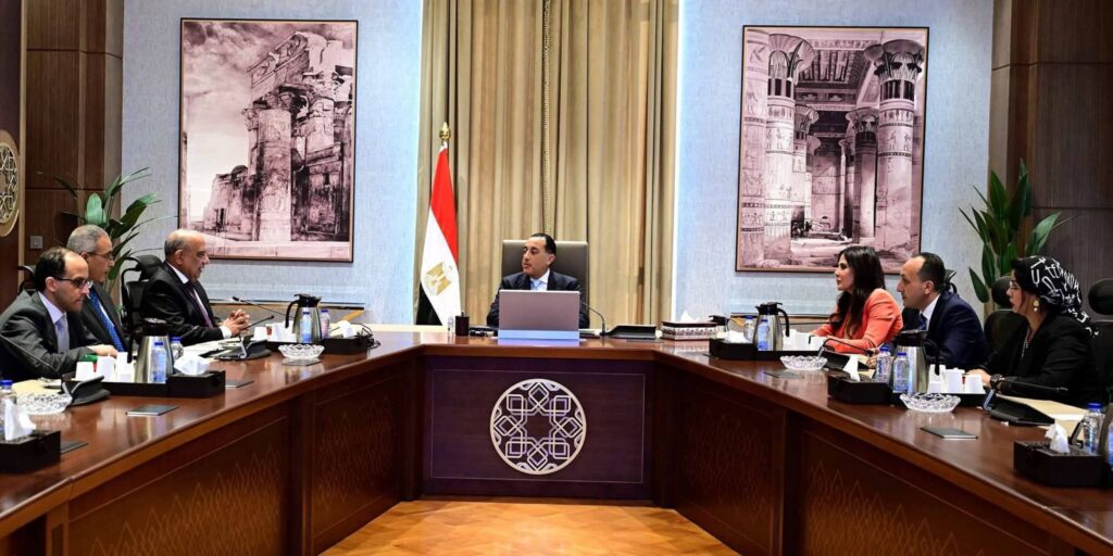 fb_img_17610735029562410657839651734079-1024x512 رئيس الوزراء" يتابع عددا من ملفات عمل وزارة الكهرباء والطاقة المتجددة