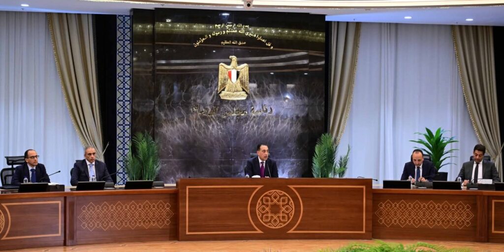 fb_img_17611417221547836305518814433447-1024x512 خلال المؤتمر الصحفي الأسبوعي:رئيس الوزراء: الحكومة على الحياد التام من جميع مرشحي الانتخابات ودور الأجهزة التنفيذية للدولة هو تيسير وتنظيم العملية الانتخابية