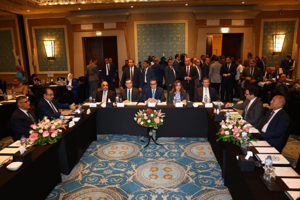 fb_img_17612173978141157336442144664638-1024x682 وزيرة التنمية المحلية تشارك في مؤتمر إطلاق الاستراتيجية الوطنية للعمران والبناء الأخضر