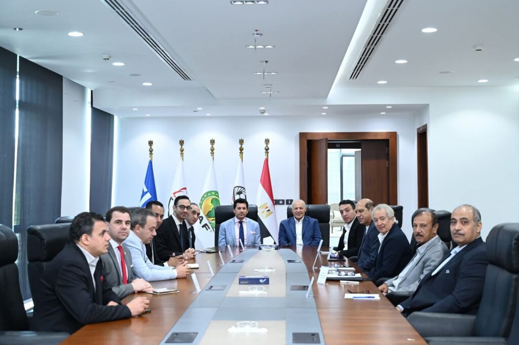 fb_img_17614010024046184329675588503591-1024x681 وزير الرياضة يلتقي رئيس الاتحاد المصري لكرة القدم