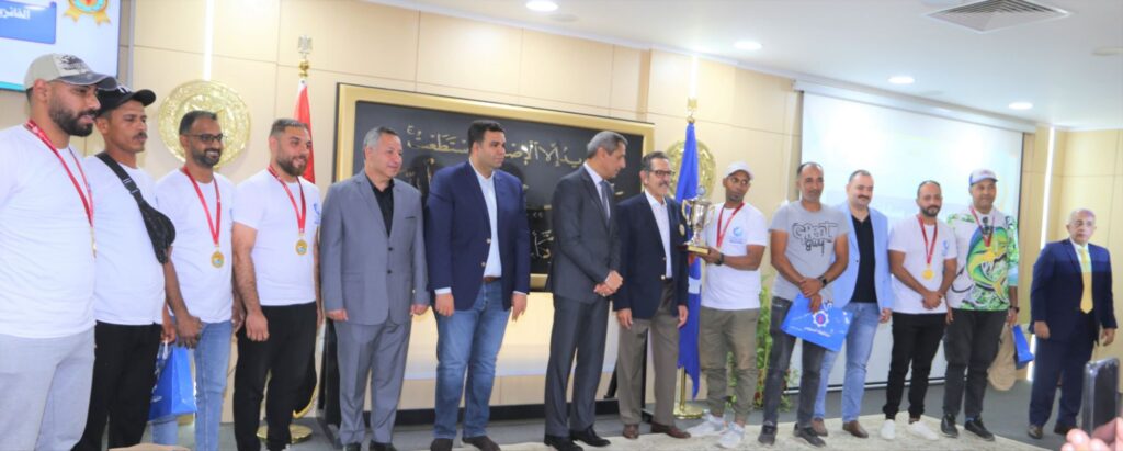 img-20251015-wa00266671146006231718603-1024x411 محافظ السويس يسلم الجوائز للفائزين بمسابقة الصيد