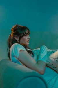 img-20251015-wa00596636206614413941227-200x300 بالفيديو.. «آية عقيل» تطرح كليب وداع بوداع على اليوتيوب