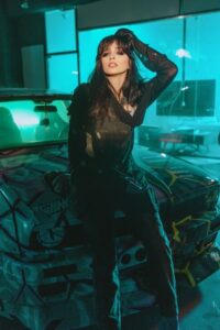 img-20251015-wa00637529845908574902419-200x300 بالفيديو.. «آية عقيل» تطرح كليب وداع بوداع على اليوتيوب