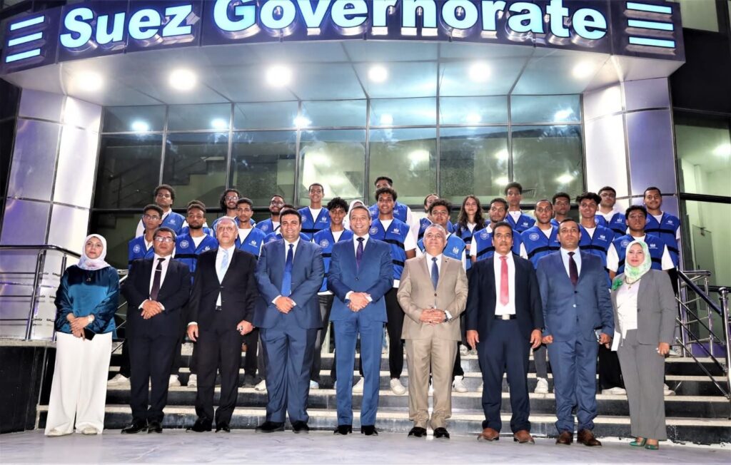 img-20251021-wa00424042146955924767583-1024x652 محافظ السويس يُوقد شعلة النصر إيذانًا ببدء الإحتفال بالعيد القومي للمحافظة 24 أكتوبر 1973