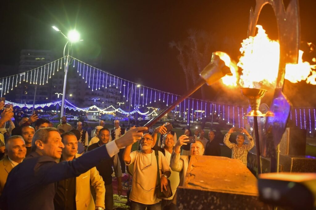 img-20251021-wa0049386547011114662882-1024x682 محافظ السويس يُوقد شعلة النصر إيذانًا ببدء الإحتفال بالعيد القومي للمحافظة 24 أكتوبر 1973