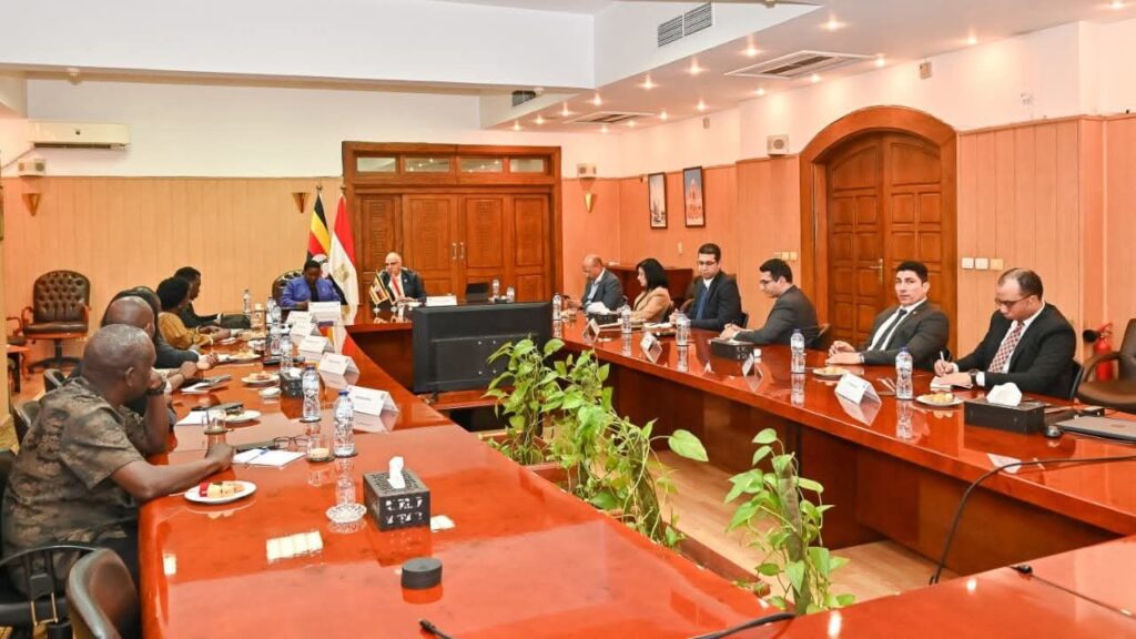 fb_img_17621542951858836012625391817354-1024x576 نشاط 10 مديريات عمل بالمحافظات …