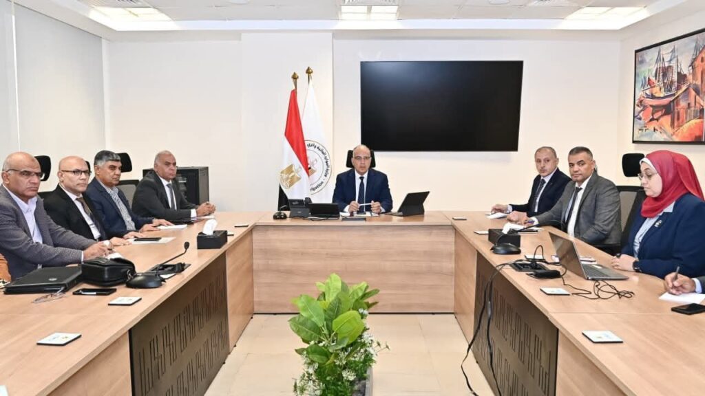 fb_img_17622421816218594136643989622556-1024x576 الدكتور سويلم يتابع حالة الري بمحافظة الفيوم ونتائج موسم أقصى الاحتياجات المائية