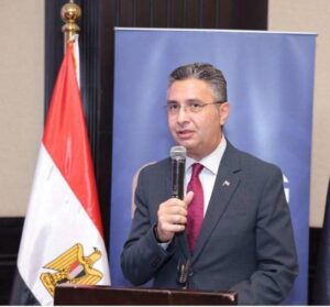 fb_img_17622795100884655285399489868171-300x279 الدكتور شريف فاروق: استمرار التخفيضات على الزيوت الحرة مع طرح عبوة زيت جديدة ضمن منظومة السلع التموينية سعة لتر ونصف بسعر ٥٦ جنيهًا لتوسيع الخيارات السلعية للمواطنين