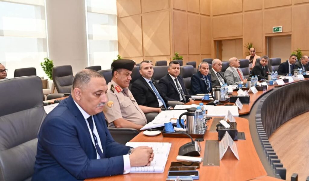 fb_img_17623273075727224421178342703305-1024x600 عقد اجتماع اللجنة العليا لتراخيص الشواطئ برئاسة الدكتور هاني سويلم وبحضور ممثلى الوزارات والمحافظات والجهات المعنية