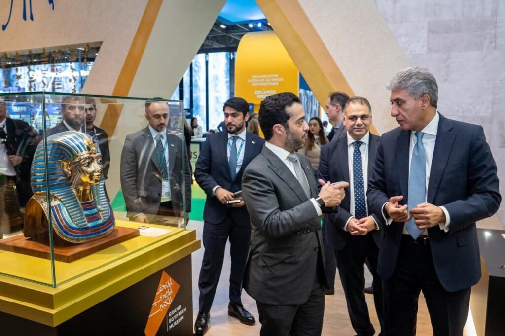 fb_img_17623733491134913414084287591816-1024x682 على هامش مشاركته في بورصة لندن الدولية للسياحة WTM- وزير السياحة والآثار يلتقي مع رئيس هيئة قطر للسياحة لتعزيز أوجه التعاون المشترك في مجال السياحة