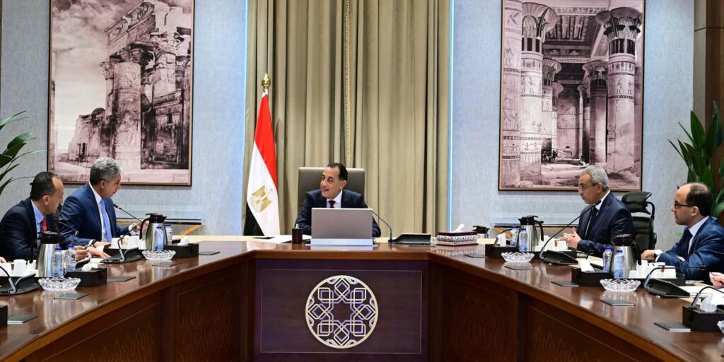 fb_img_17634672349701230569784553668818-1024x512 رئيس الوزراء يُتابع عددًا من ملفات عمل وزارة السياحة والآثار