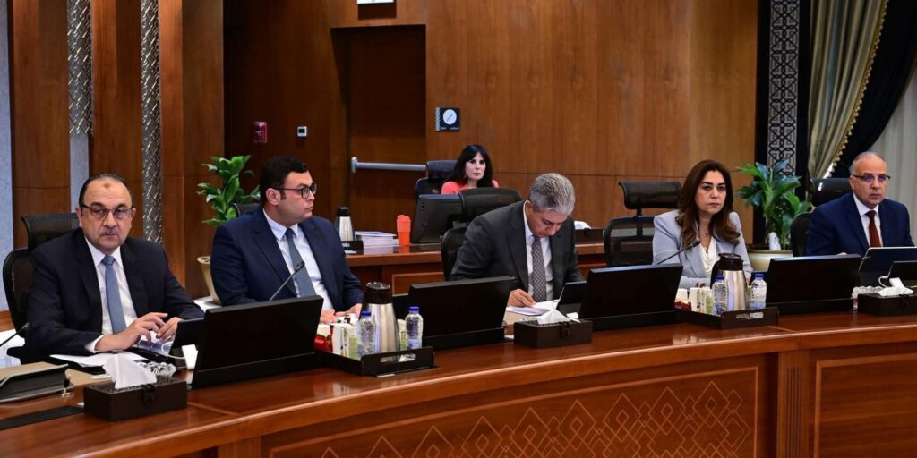 fb_img_17636425742425196874326819703586-1024x512 توفير حوافز للمشروعات السينمائية الكبرى:مجلس الوزراء يُوافق على مشروع قرار بإصدار لائحة تنظيم التصوير الأجنبي داخل جمهورية مصر العربية