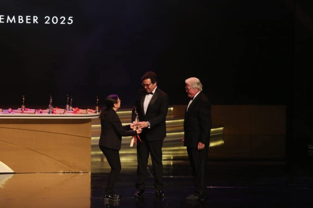 fb_img_17638008655371484332092035389610-1024x682 وزير الثقافة: المهرجان يواصل ترسيخ مكانته بين أهم المهرجانات السينمائية العالمية ويعكس قوة مصر الناعمة وريادتها الفنية والثقافية عبر تاريخ ممتد من الإبداع