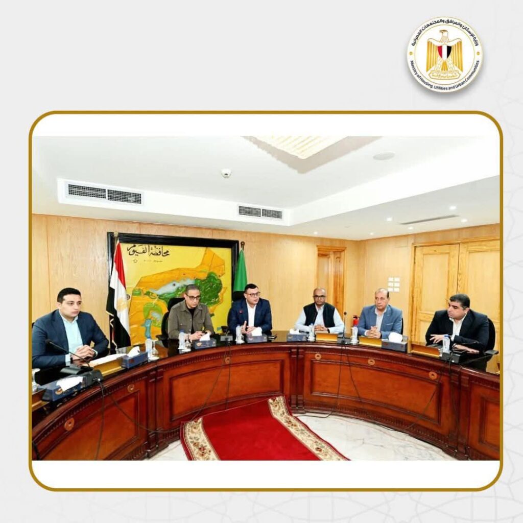 fb_img_17638062660951184147563167556434-1024x1024 في مستهل جولته اليوم لتفقد عددًا من المشروعات بالمحافظة: وزير الإسكان ومحافظ الفيوم يتابعان الموقف التنفيذي مشروعات "حياة كريمة" ومنظومة مياه الشرب والصرف الصحي بالمحافظة