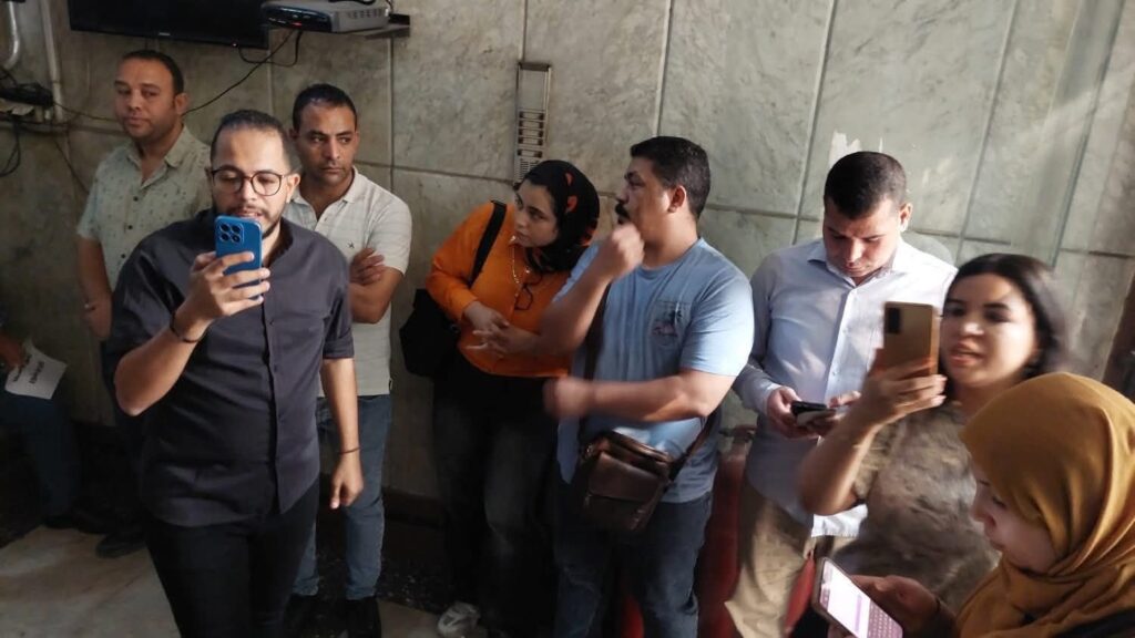 fb_img_17638269856921660452355153135712-1024x576 قرار إدارة البوابة نيوز بمنع المتضامنين من الزملاء الصحفيين