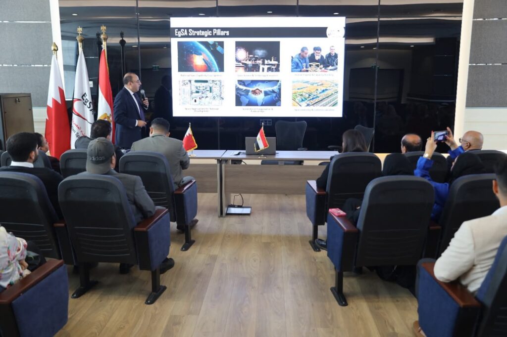 fb_img_17639114796416665602972115486428-1024x682 وكالة الفضاء المصرية تستقبل وفد جمعية المهندسين البحرينية لبحث آفاق التعاون الاستثماري والهندسي