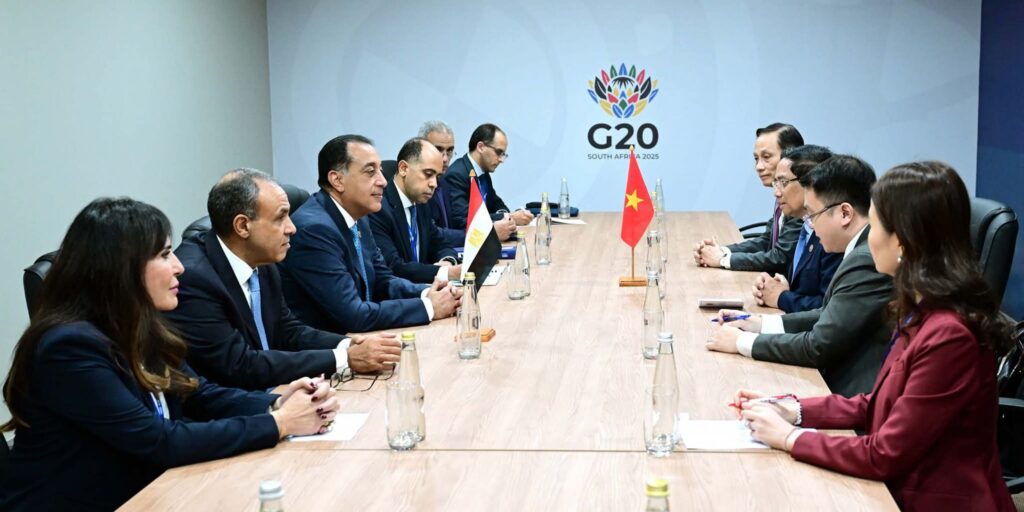 fb_img_17639124580144788220767336849571-1024x512 على هامش مشاركته في قمة مجموعة العشرين نيابة عن فخامة السيد الرئيس:رئيس الوزراء يلتقي نظيره الفيتنامي