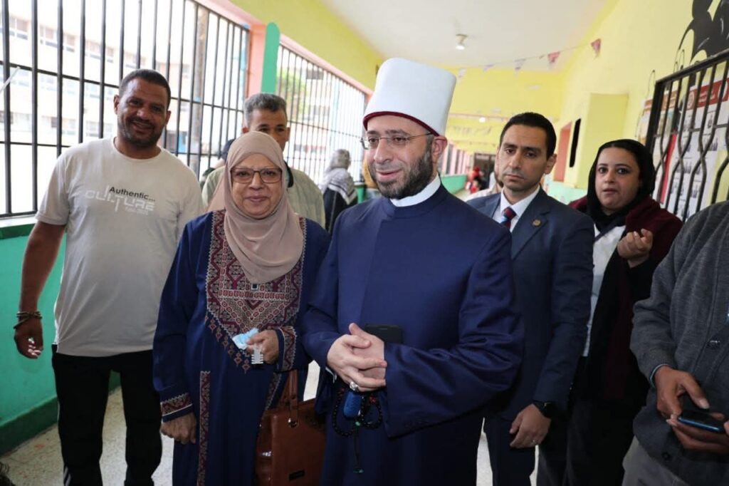 fb_img_1763981012519386334721314745118-1024x682 الوزير: دعوة كل المشاركين في العملية الانتخابية للنزاهة والتجرد وإعلاء مصلحة الوطن