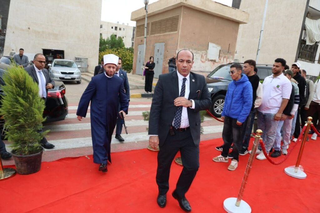 fb_img_17639810268712684302361470239947-1024x682 الوزير: دعوة كل المشاركين في العملية الانتخابية للنزاهة والتجرد وإعلاء مصلحة الوطن