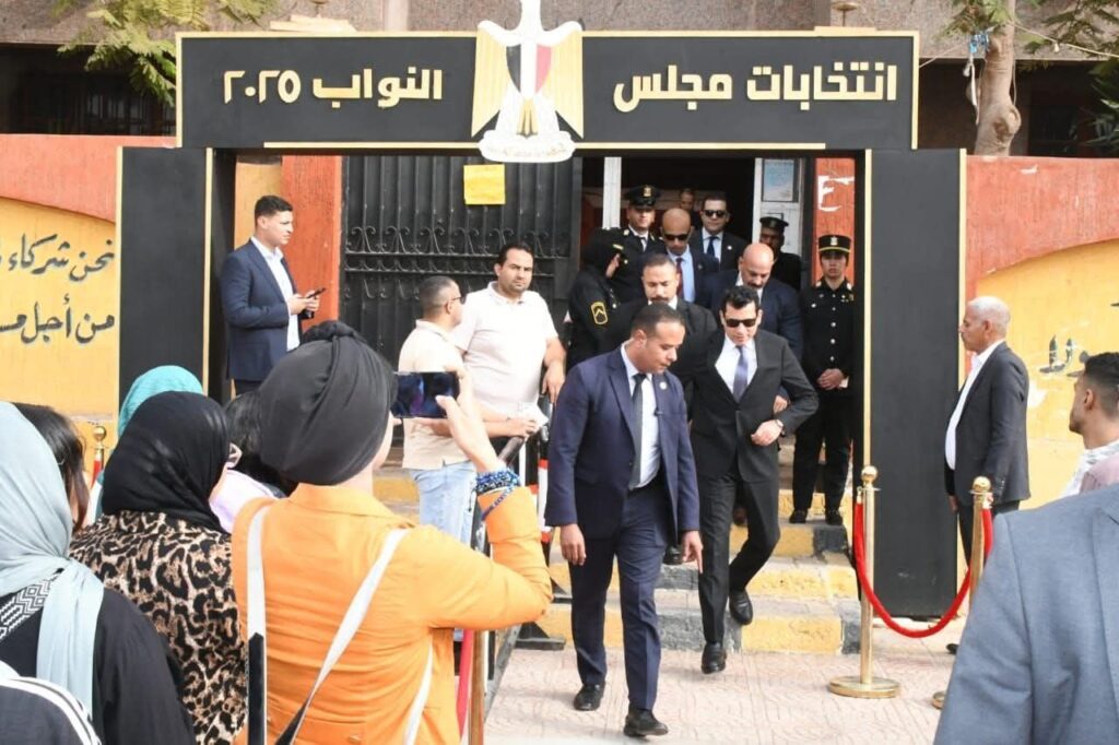 fb_img_17639812209246117485336450092153-1024x682 وزير الشباب والرياضة يدلي بصوته في انتخابات مجلس النواب