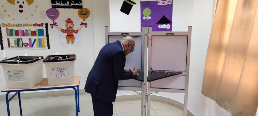 fb_img_17639823978336494831821661881529-1024x461 عبداللطيف" يؤكد أهمية المشاركة الإيجابية انطلاقًا من الواجب والمسئولية الوطنية