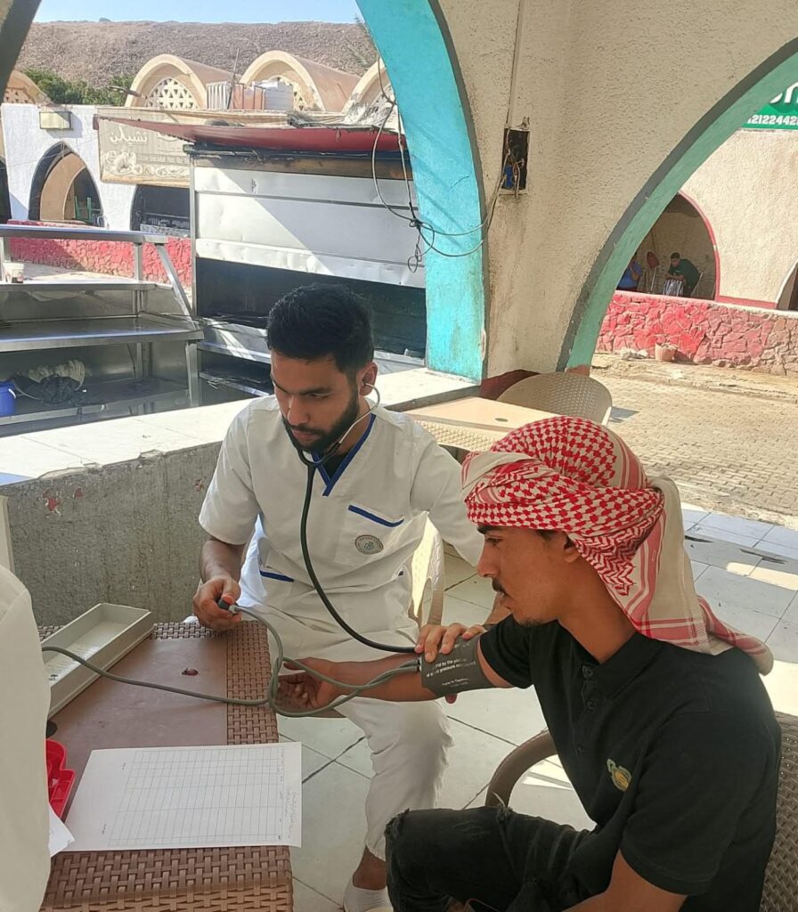 fb_img_17639828992215918901840654762916-896x1024 هيئة الرعاية الصحية: استمرار مبادرة "انتخب واطمّن" للتأمين الطبي للانتخابات بمحافظات تطبيق التأمين الصحي الشامل