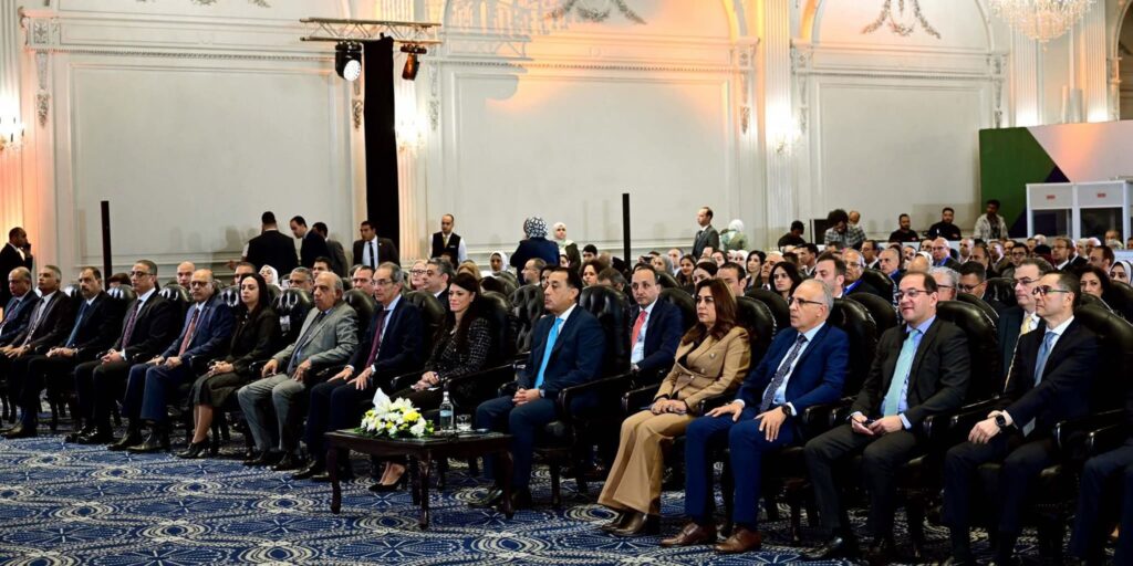 fb_img_17642371312772939843349410534841-1024x512 رئيس الوزراء يشهد انطلاق أعمال المؤتمر الوطني "إصلاح وتمكين الإدارة المحلية .. الدروس المستفادة من برنامج التنمية المحلية بصعيد مصر"