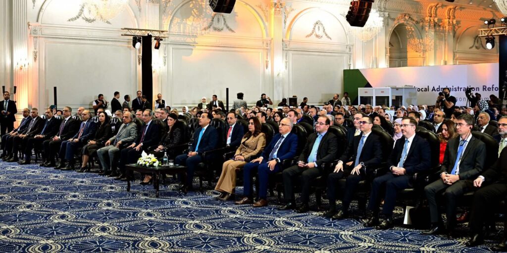 fb_img_17642371340232813675069223218563-1024x512 رئيس الوزراء يشهد انطلاق أعمال المؤتمر الوطني "إصلاح وتمكين الإدارة المحلية .. الدروس المستفادة من برنامج التنمية المحلية بصعيد مصر"