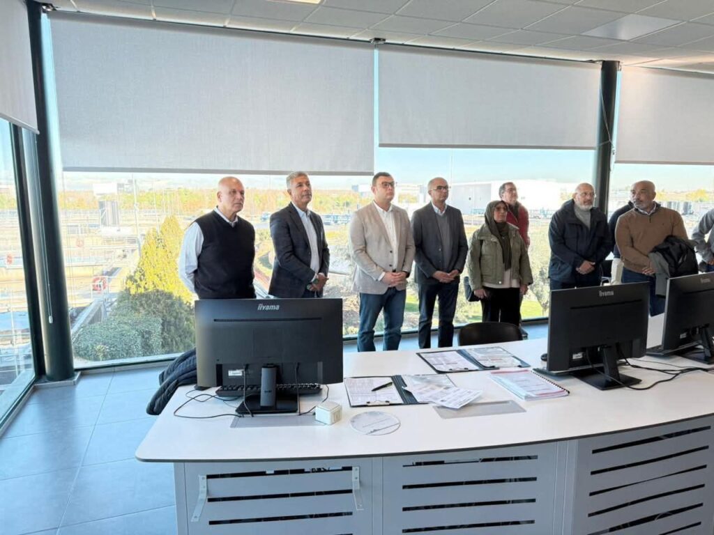 fb_img_17642372372985037437163142309235-1024x768 وزير الإسكان يواصل زيارته للمشروعات الرائدة لشركة "أكسيونا " الإسبانية في مجال معالجة مياه الصرف الصحي والحمأة