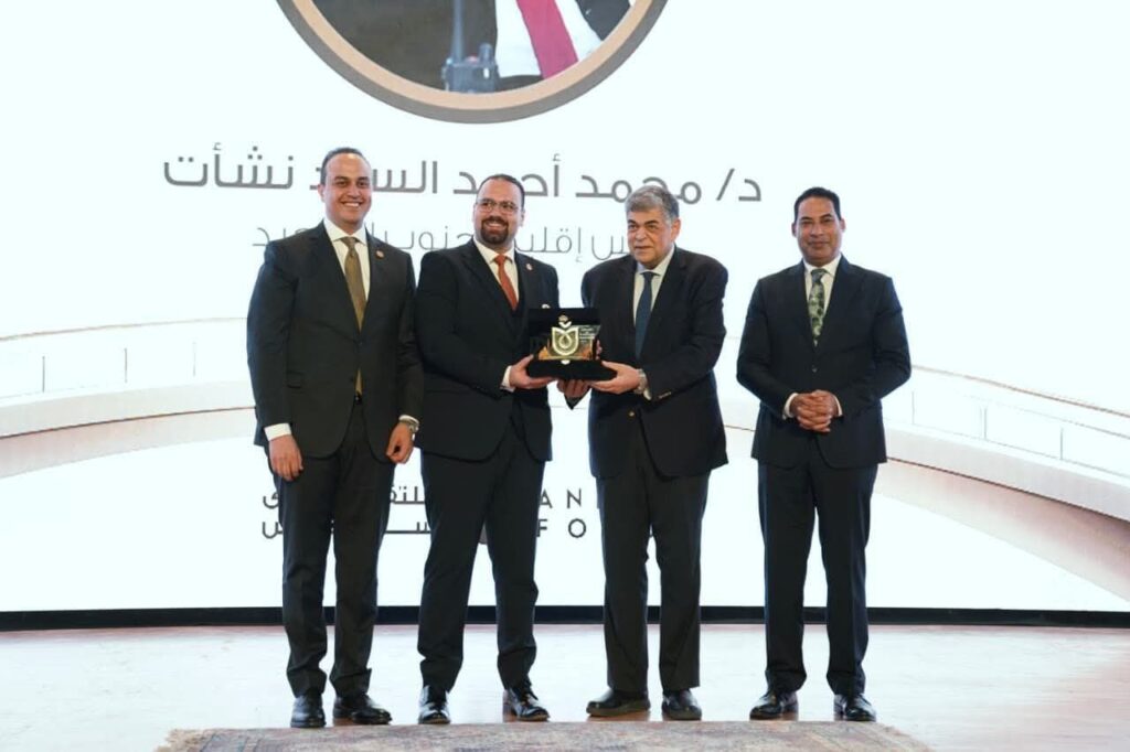 fb_img_17642373918411107732893992800588-1024x682 تحت رعاية وتشريف دولة رئيس مجلس الوزراء ..▪︎هيئة الرعاية الصحية تعلن الفائزين بجوائز التميز لعام 2025 ضمن فعاليات الملتقى الدولي السنوي السادس للهيئة