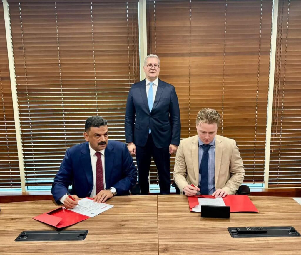 fb_img_17642375853694829630941693466656-1024x870 لتطوير قدرات كوادر التعدين المصرية... وزير البترول والثروة المعدنية يشهد توقيع خطاب نوايا مع جامعة مردوخ الأسترالية