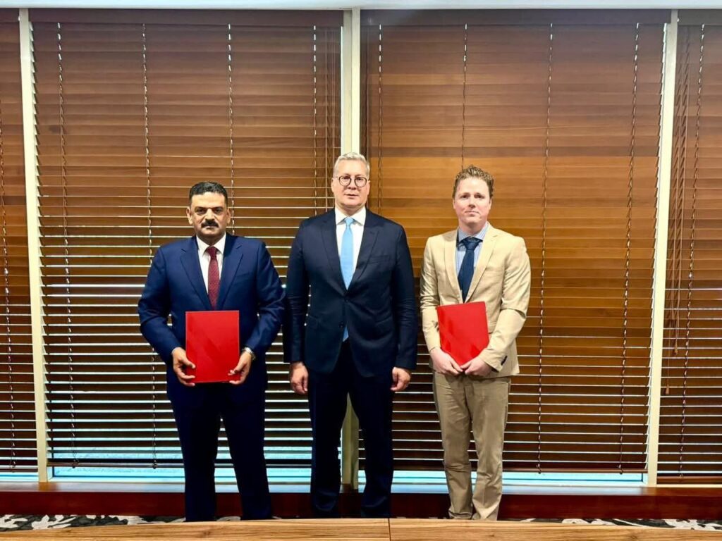 fb_img_17642375877974710187994815976688-1024x768 لتطوير قدرات كوادر التعدين المصرية... وزير البترول والثروة المعدنية يشهد توقيع خطاب نوايا مع جامعة مردوخ الأسترالية