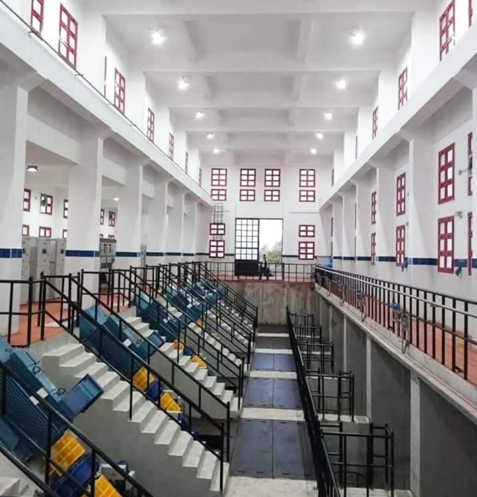 fb_img_17651875987742016240178470429962-982x1024 تنفيذ أعمال الصيانة والتأهيل والعمرات بمختلف الإدارات المركزية للمحطات