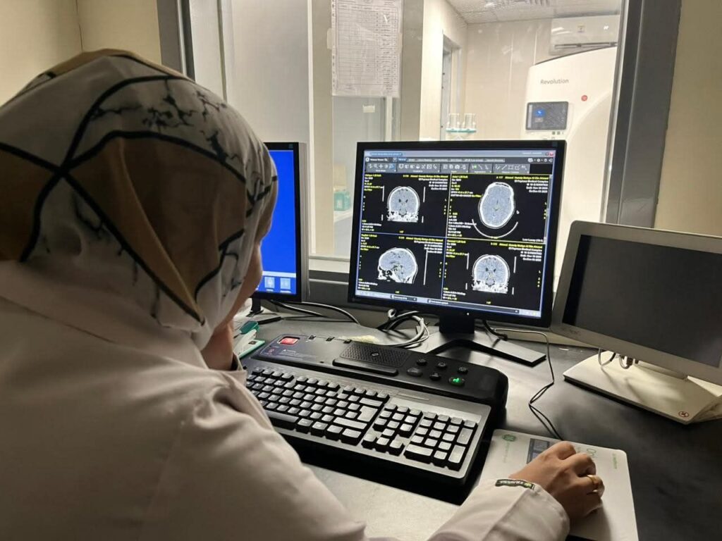 fb_img_17651881161585710816566107668333-1024x768 رئيس هيئة الرعاية الصحية: مجمع الفيروز الطبي يعد أول مجمع طبي متعدد التخصصات يتم اعتماده بمحافظة جنوب سيناء