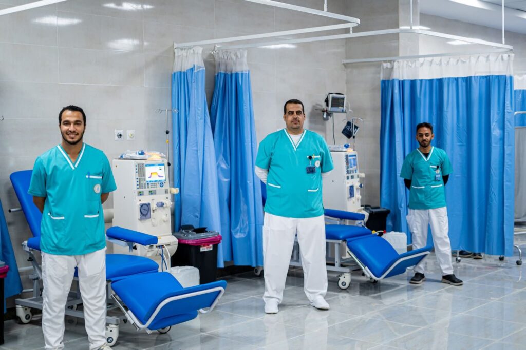 fb_img_17651881212628936921124225523661-1024x683 رئيس هيئة الرعاية الصحية: مجمع الفيروز الطبي يعد أول مجمع طبي متعدد التخصصات يتم اعتماده بمحافظة جنوب سيناء