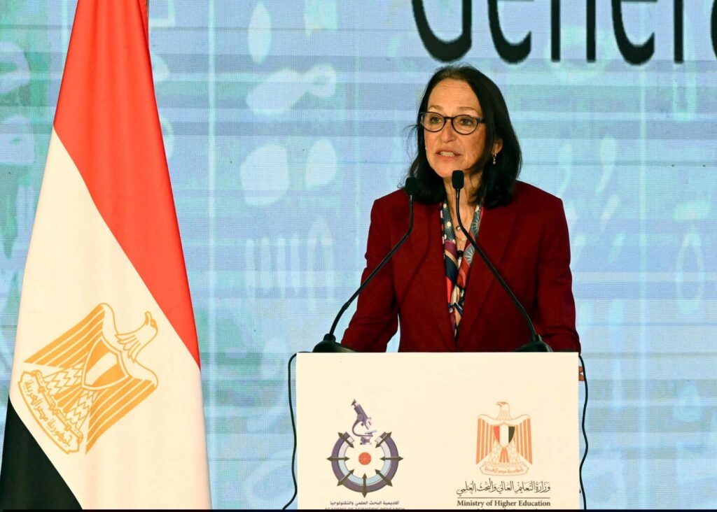 fb_img_17654486232718919464274026116414-1024x732 نيابة عن فخامة السيد الرئيس:رئيس الوزراء يشهد انعقاد الجمعيـة العامة للشراكة بين الأكاديميات والمعرض الدولي لتسويق مخرجات البحوث بالعاصمة الجديدة