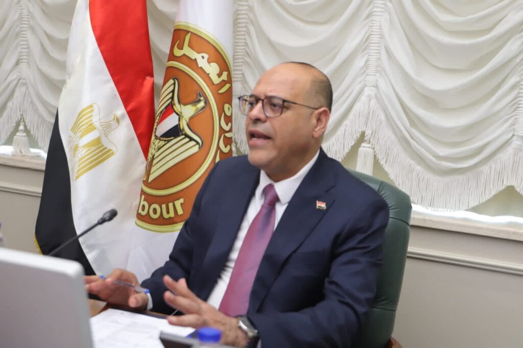fb_img_17656159619936437046665100440799-1024x682 وزارة العمل تواصل حملات التفتيش لضبط سوق العمل وتطبيق أحكام القانون الجديد