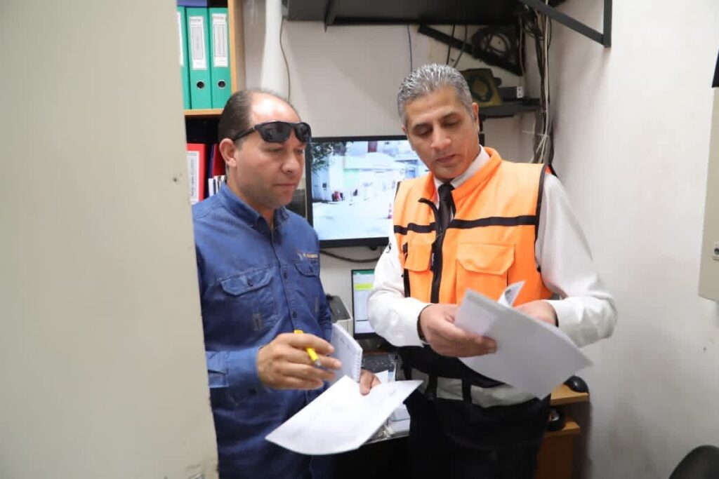 fb_img_17656159694139017439775878557493-1024x683 وزارة العمل تواصل حملات التفتيش لضبط سوق العمل وتطبيق أحكام القانون الجديد