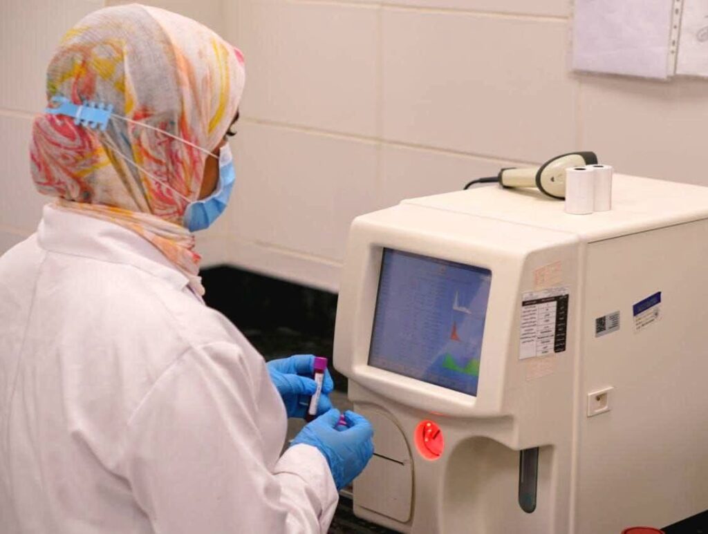 fb_img_17656214011036039565915680742502-1024x773 رئيس هيئة الرعاية الصحية: مستشفى الجهاز التنفسي والرعاية الرئوية أول مستشفى عالي التخصص ضمن منظومة التأمين الصحي الشامل بالسويس قدّم أكثر من 38 ألف خدمة طبية وعلاجية متكاملة منذ بدء التشغيل